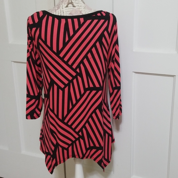 Absolutely Famous Top - Picture 4 of 7